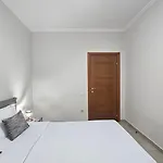 Διαμέρισμα Next To Blloku 2-bdr Spacious