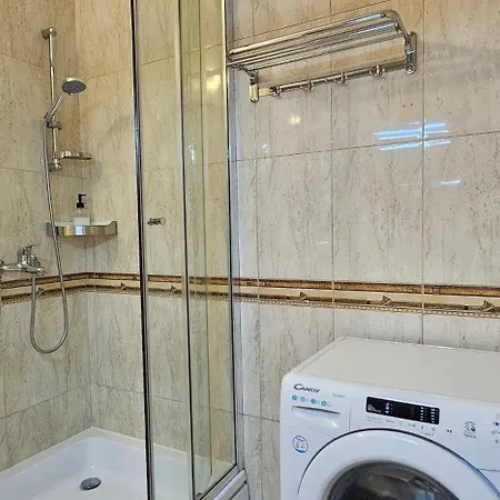 Next To Blloku 2-bdr Spacious Apartman