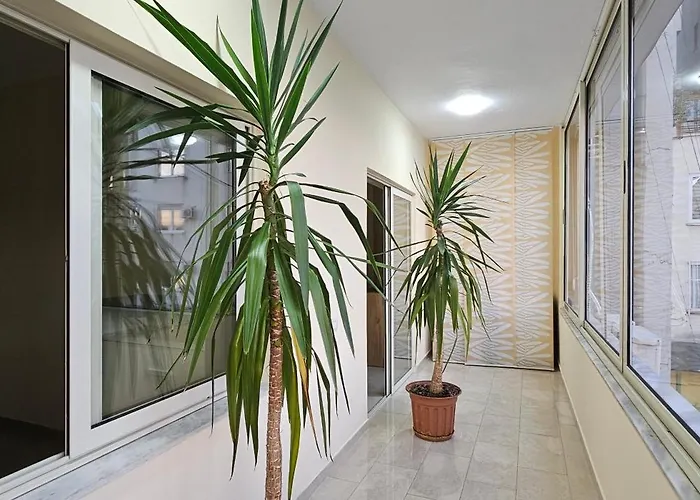 Daire Next To Blloku 2-bdr Spacious