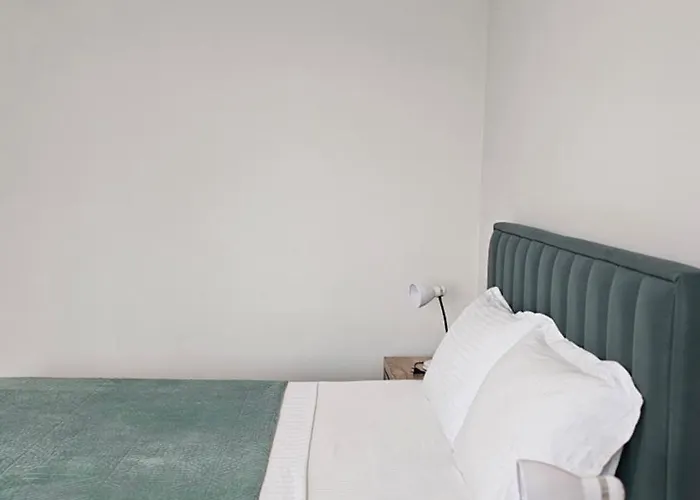 Next To Blloku 2-bdr Spacious * Tiran