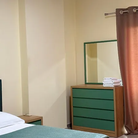 Apartament Next To Blloku 2-bdr Spacious *