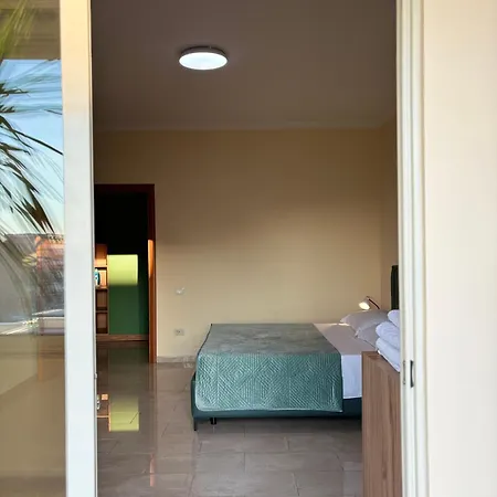 Next To Blloku 2-bdr Spacious Apartmán