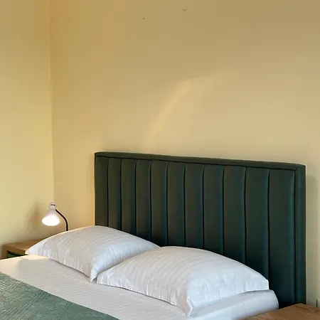Tam 2bdr Center Taiwan Apartment Tirana