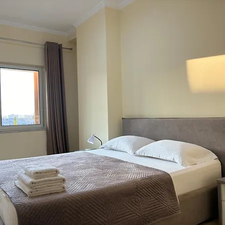 Tam 2bdr Center Taiwan Apartment Tirana