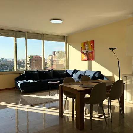 Tam 2bdr Center Taiwan Apartment *