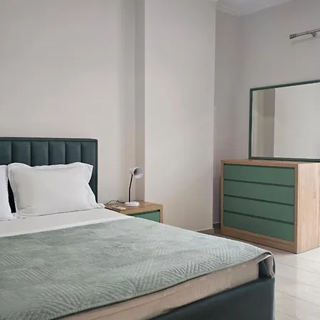 Апартаменты Next To Blloku 2-bdr Spacious