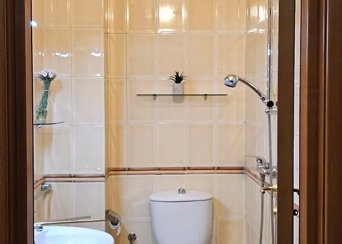 Next To Blloku 2-bdr Spacious * تيرانا