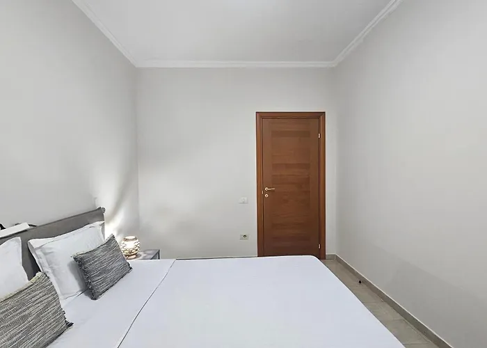 شقة Next To Blloku 2-bdr Spacious