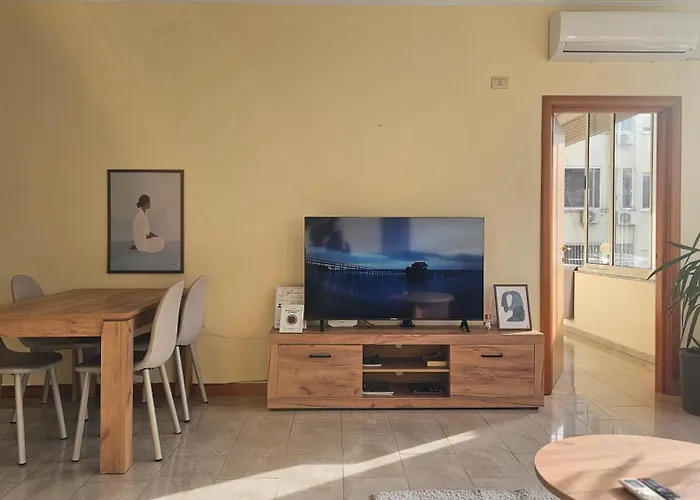 Next To Blloku 2-bdr Spacious شقة *